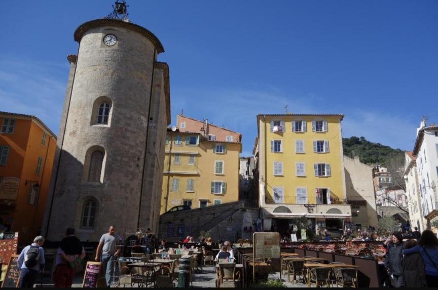 Superbe T2 Proche Des Plages Et Des Commerces *